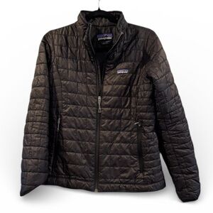 Patagonia Women's Black lightweight Down Jacket size Small